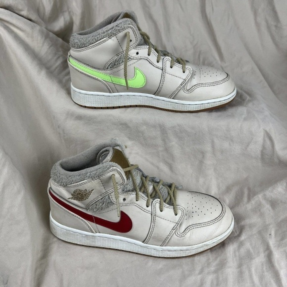 Nike Air Jordan 1 Mid GS Fleece Youth 5Y Pearl White‎ Dark Driftwood DO2207-264